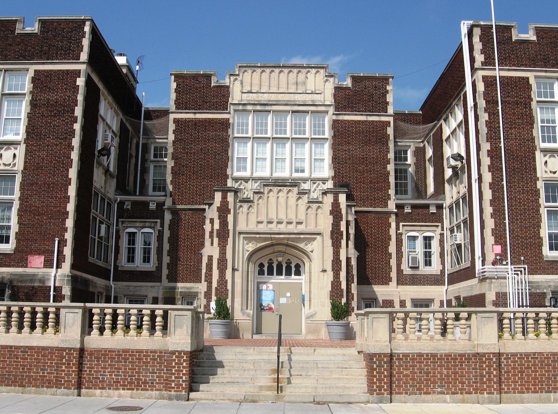 Photo of the school